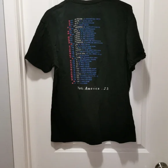 Black Graphic Tee - Picture 3 of 7